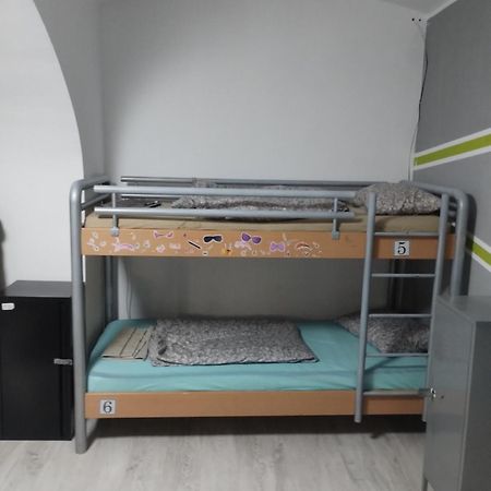 Hostel Antonia Тимишоара Екстериор снимка