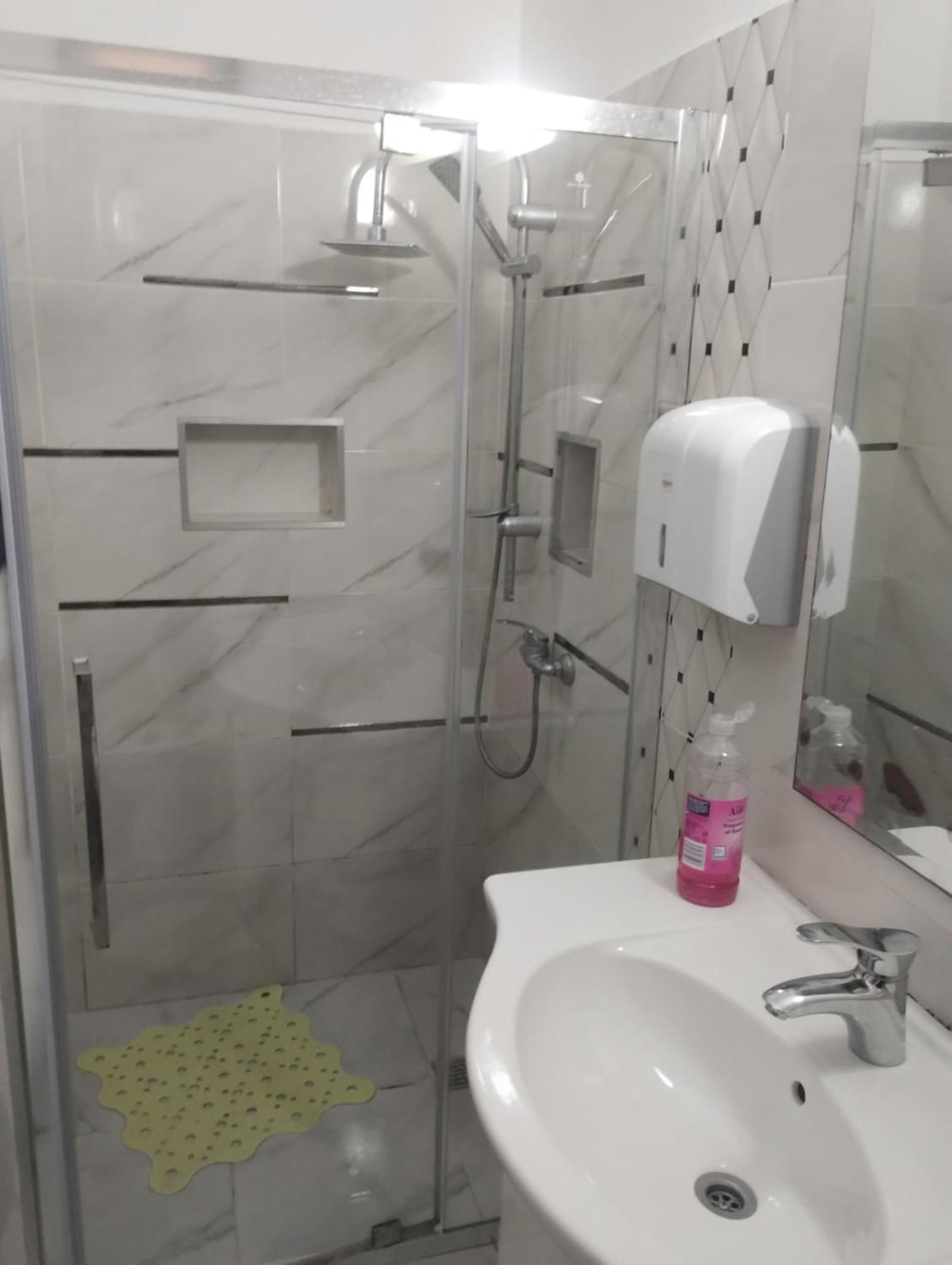 Hostel Antonia Тимишоара Екстериор снимка